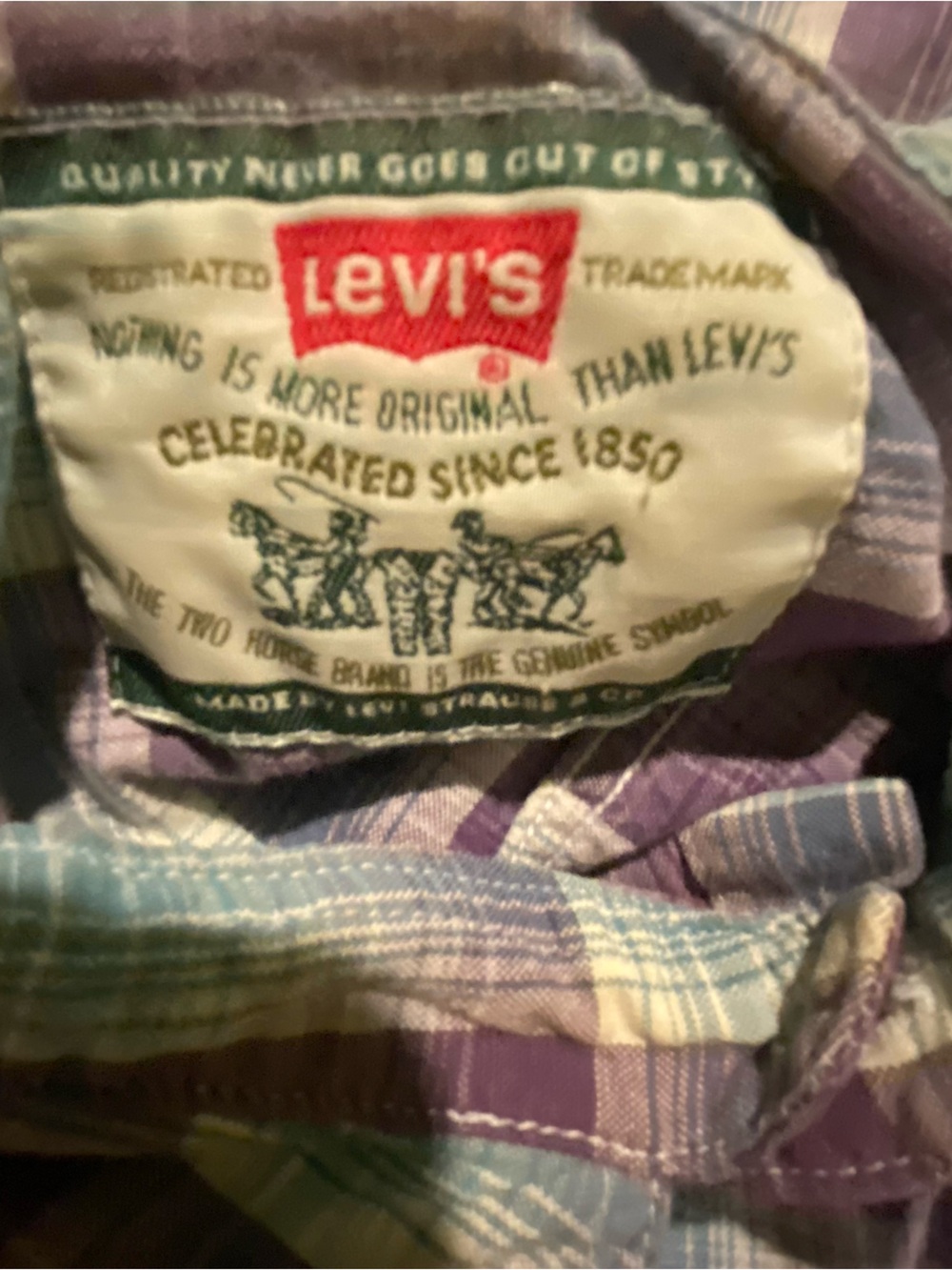 Levi’s Shirt - Picture 6 of 7